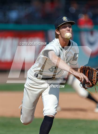 Thumbnail 3 in Liberty vs. Arvin (CIF CS D5 Final) photogallery.