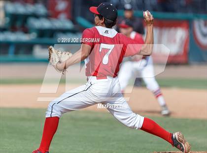 Thumbnail 3 in Liberty vs. Arvin (CIF CS D5 Final) photogallery.