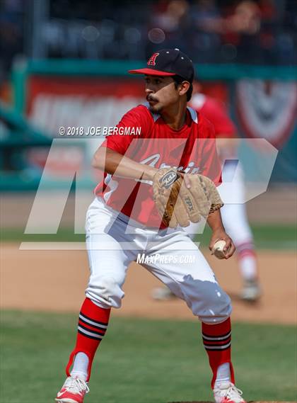 Thumbnail 3 in Liberty vs. Arvin (CIF CS D5 Final) photogallery.