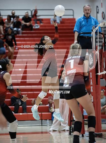 Thumbnail 1 in Barstow @ Oak Hills photogallery.