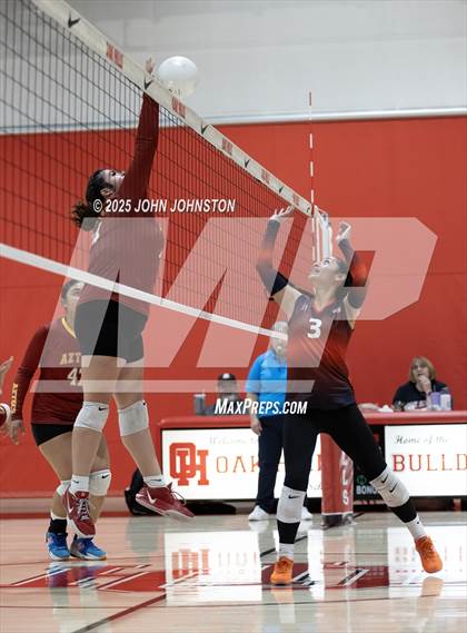 Thumbnail 2 in Barstow @ Oak Hills photogallery.