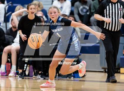 Thumbnail 2 in Pine Creek vs Ralston Valley (CHSAA 6A Sweet 16) photogallery.