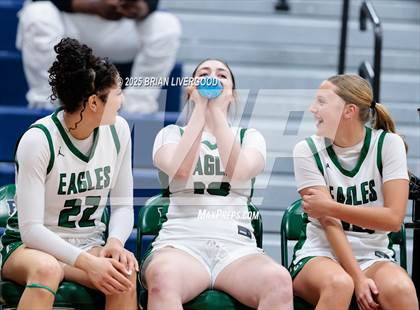 Thumbnail 3 in Pine Creek vs Ralston Valley (CHSAA 6A Sweet 16) photogallery.
