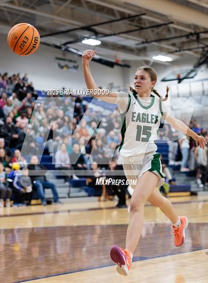 Thumbnail 2 in Pine Creek vs Ralston Valley (CHSAA 6A Sweet 16) photogallery.
