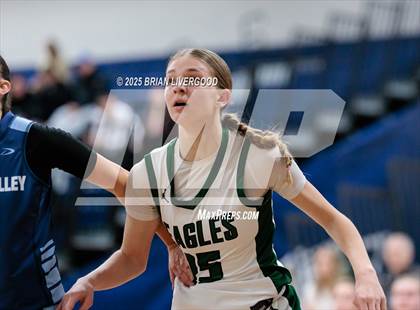 Thumbnail 1 in Pine Creek vs Ralston Valley (CHSAA 6A Sweet 16) photogallery.