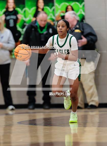 Thumbnail 2 in Pine Creek vs Ralston Valley (CHSAA 6A Sweet 16) photogallery.