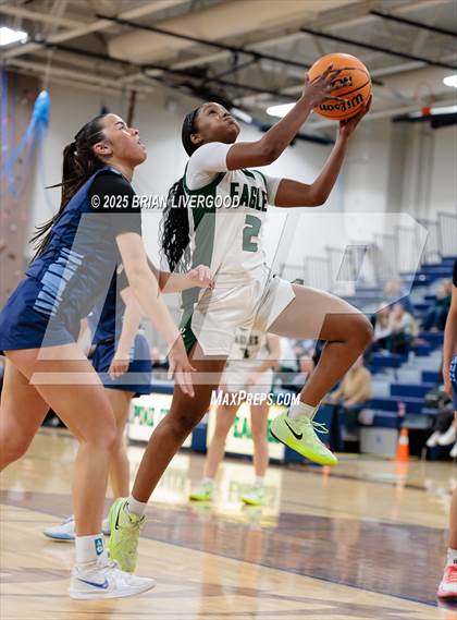 Thumbnail 2 in Pine Creek vs Ralston Valley (CHSAA 6A Sweet 16) photogallery.