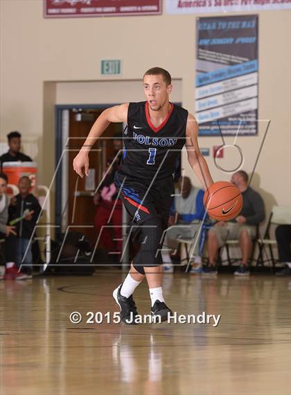 Thumbnail 2 in Redondo Union vs. Folsom (MaxPreps Holiday Classic) photogallery.