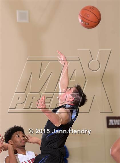 Thumbnail 3 in Redondo Union vs. Folsom (MaxPreps Holiday Classic) photogallery.