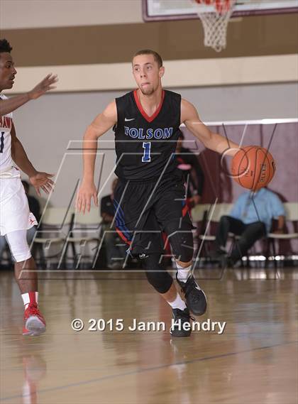 Thumbnail 1 in Redondo Union vs. Folsom (MaxPreps Holiday Classic) photogallery.