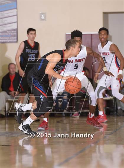 Thumbnail 3 in Redondo Union vs. Folsom (MaxPreps Holiday Classic) photogallery.