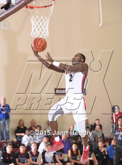 Thumbnail 2 in Redondo Union vs. Folsom (MaxPreps Holiday Classic) photogallery.