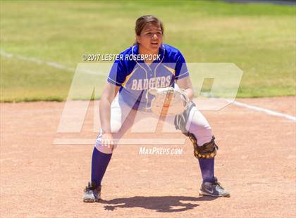 Thumbnail 3 in D'Hanis vs. Bruni (UIL 1A Regional Semifinal) photogallery.