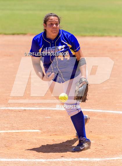 Thumbnail 3 in D'Hanis vs. Bruni (UIL 1A Regional Semifinal) photogallery.