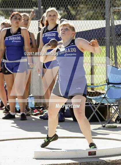Thumbnail 3 in Cougar Friendship Relays photogallery.