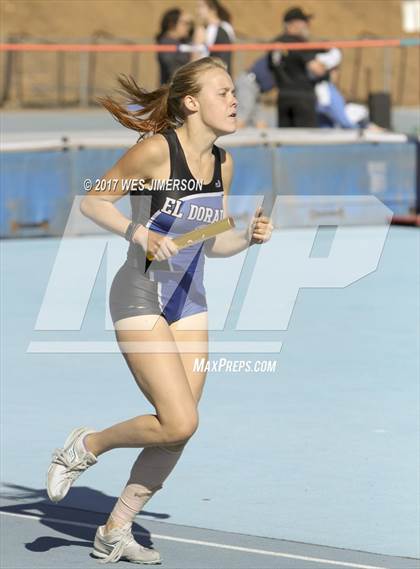 Thumbnail 2 in Cougar Friendship Relays photogallery.
