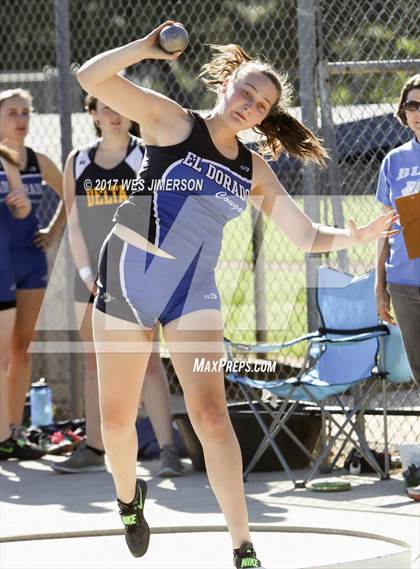 Thumbnail 1 in Cougar Friendship Relays photogallery.