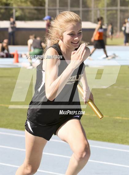 Thumbnail 3 in Cougar Friendship Relays photogallery.
