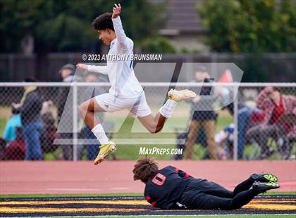 Thumbnail 2 in Davis @ Jesuit photogallery.