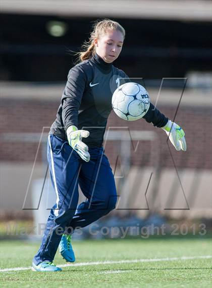 Thumbnail 2 in Toms River South vs Northern Highlands (NJSIAA Group 3 Final) photogallery.