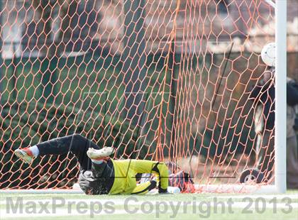 Thumbnail 2 in Toms River South vs Northern Highlands (NJSIAA Group 3 Final) photogallery.