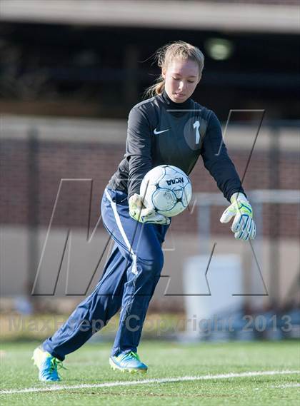 Thumbnail 3 in Toms River South vs Northern Highlands (NJSIAA Group 3 Final) photogallery.