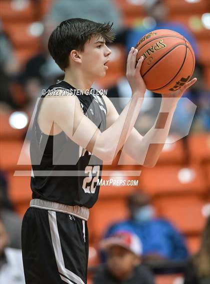 Thumbnail 1 in Americas vs. Martin (6A UIL Regional Semifinal) photogallery.