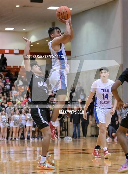 Thumbnail 1 in Americas vs. Martin (6A UIL Regional Semifinal) photogallery.