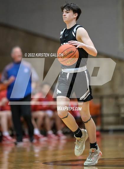 Thumbnail 3 in Americas vs. Martin (6A UIL Regional Semifinal) photogallery.