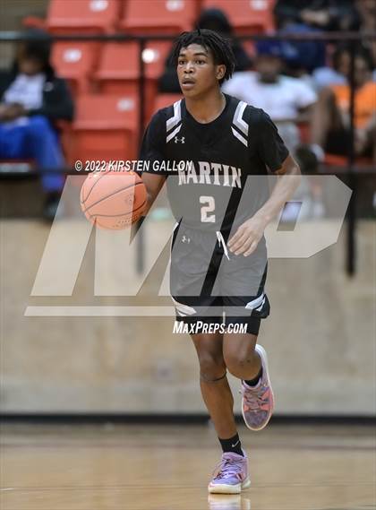 Thumbnail 2 in Americas vs. Martin (6A UIL Regional Semifinal) photogallery.