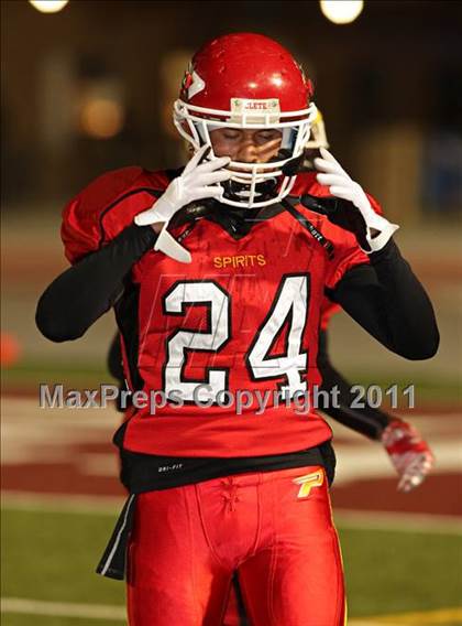 Thumbnail 3 in Sierra Canyon vs. Paraclete (CIF SS East Valley Division Final) photogallery.