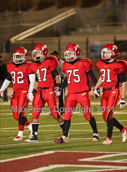 Thumbnail 1 in Sierra Canyon vs. Paraclete (CIF SS East Valley Division Final) photogallery.