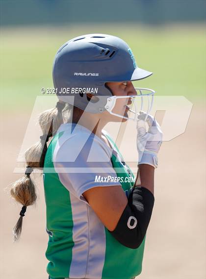 Thumbnail 3 in Golden Valley @ Highland (CIF Central Section D5 Quarterfinal) photogallery.