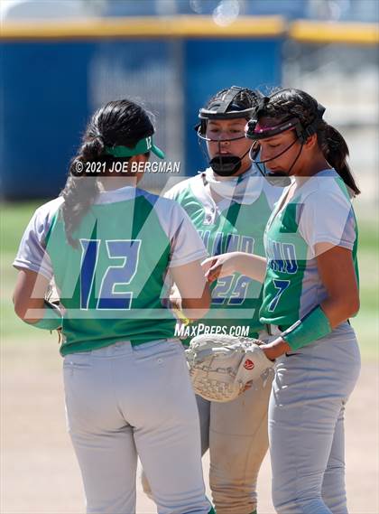 Thumbnail 2 in Golden Valley @ Highland (CIF Central Section D5 Quarterfinal) photogallery.