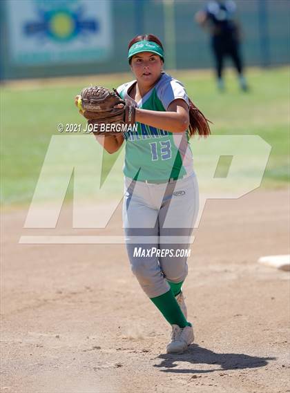 Thumbnail 2 in Golden Valley @ Highland (CIF Central Section D5 Quarterfinal) photogallery.