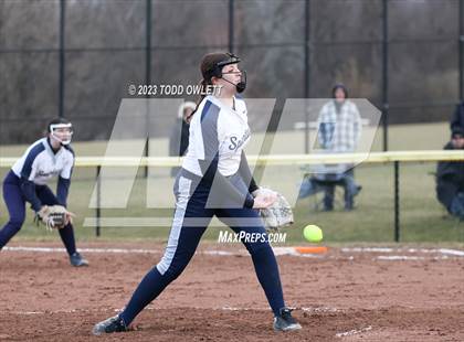 Thumbnail 1 in Gates Chili @ Mendon photogallery.