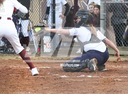 Thumbnail 2 in Gates Chili @ Mendon photogallery.