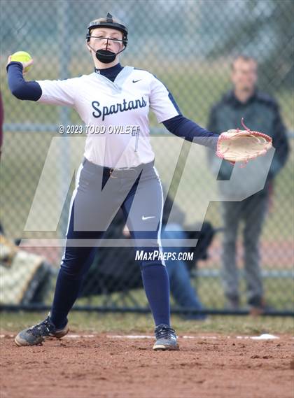 Thumbnail 3 in Gates Chili @ Mendon photogallery.