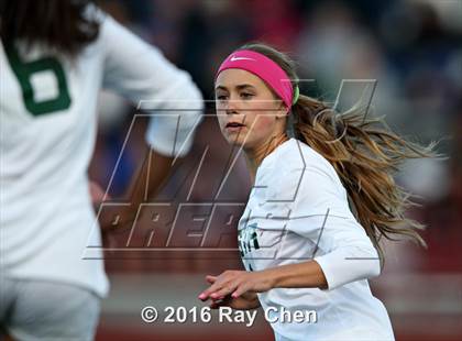 Thumbnail 1 in Mountain Vista vs. Arapahoe (CHSAA Quarterfinal) photogallery.