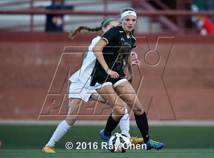 Thumbnail 3 in Mountain Vista vs. Arapahoe (CHSAA Quarterfinal) photogallery.