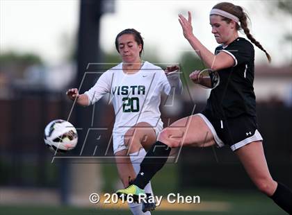 Thumbnail 3 in Mountain Vista vs. Arapahoe (CHSAA Quarterfinal) photogallery.