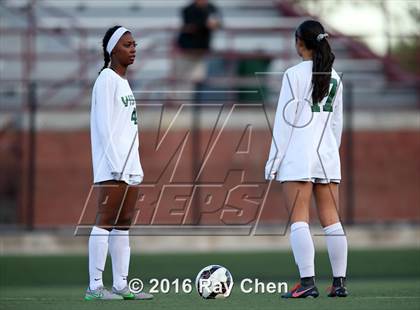 Thumbnail 1 in Mountain Vista vs. Arapahoe (CHSAA Quarterfinal) photogallery.