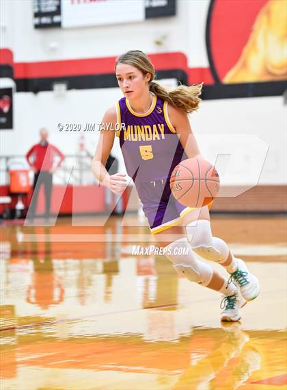 Thumbnail 3 in Munday @ Mineral Wells photogallery.