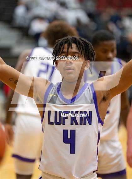 Thumbnail 3 in Lufkin vs Nederland (New Caney Tournament) photogallery.