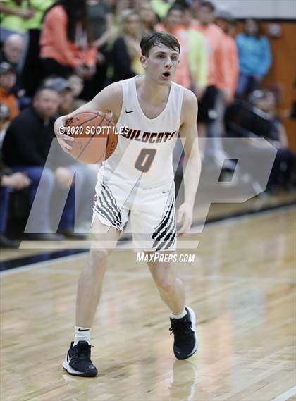 Thumbnail 2 in Amanda-Clearcreek vs North Union (OHSAA D3 Sectional Playoff) photogallery.