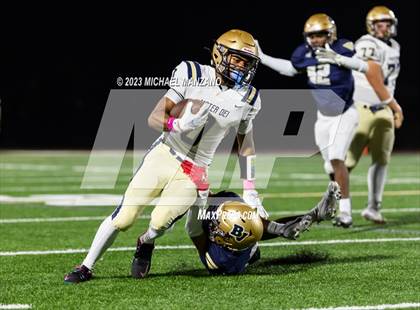 Thumbnail 1 in Mater Dei Catholic @ Bonita Vista photogallery.