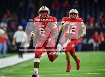 Thumbnail 3 in Katy vs. North Shore (UIL 6A D1 Region III Playoff) photogallery.