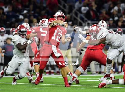 Thumbnail 1 in Katy vs. North Shore (UIL 6A D1 Region III Playoff) photogallery.