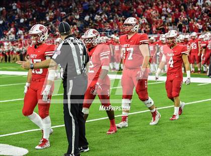Thumbnail 1 in Katy vs. North Shore (UIL 6A D1 Region III Playoff) photogallery.