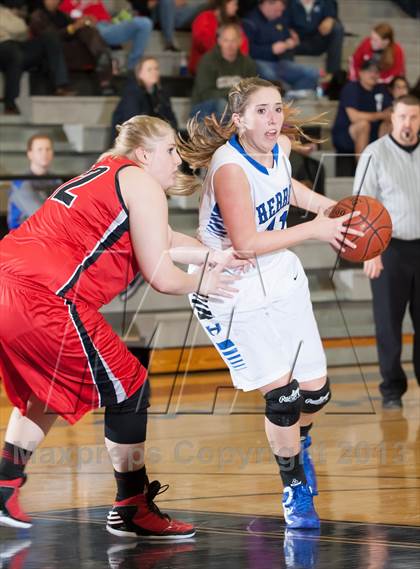 Thumbnail 1 in Marcus @ Hebron photogallery.